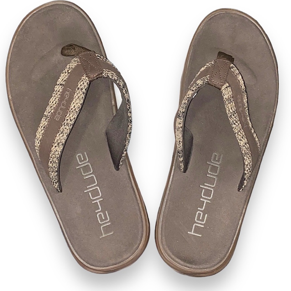 Hey Dude tan unisex sandal flip flops
